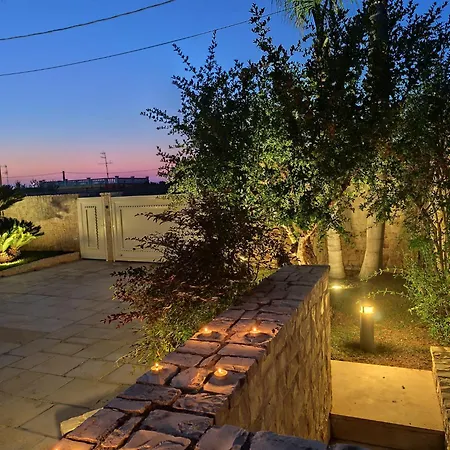 Dimora Regina Apartment Bari